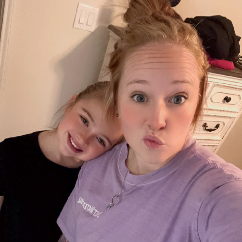 Meet your Posher, Ashley